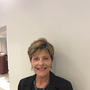 Meet your Posher, Paula